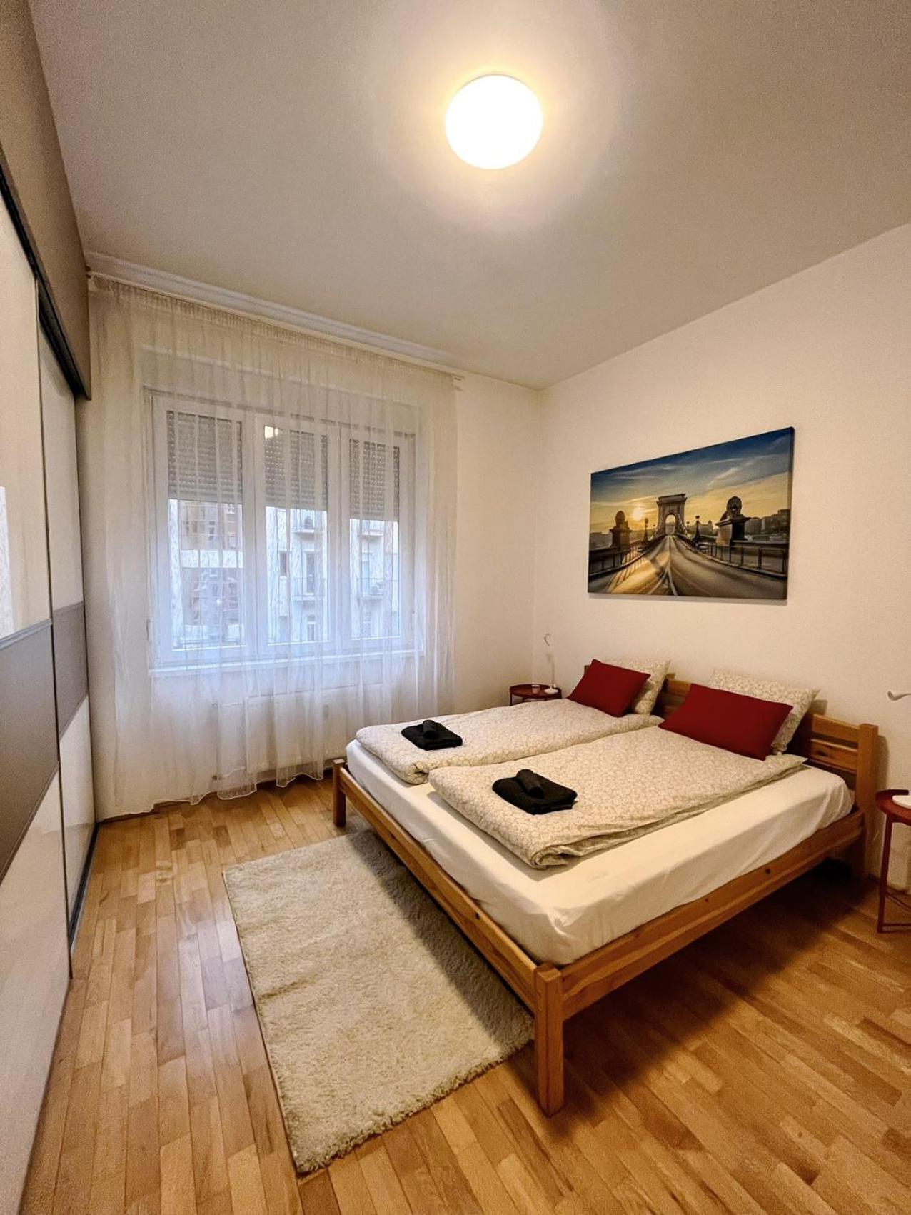 Boutique Family Apartment In The Heart Of City Budapeste Exterior foto