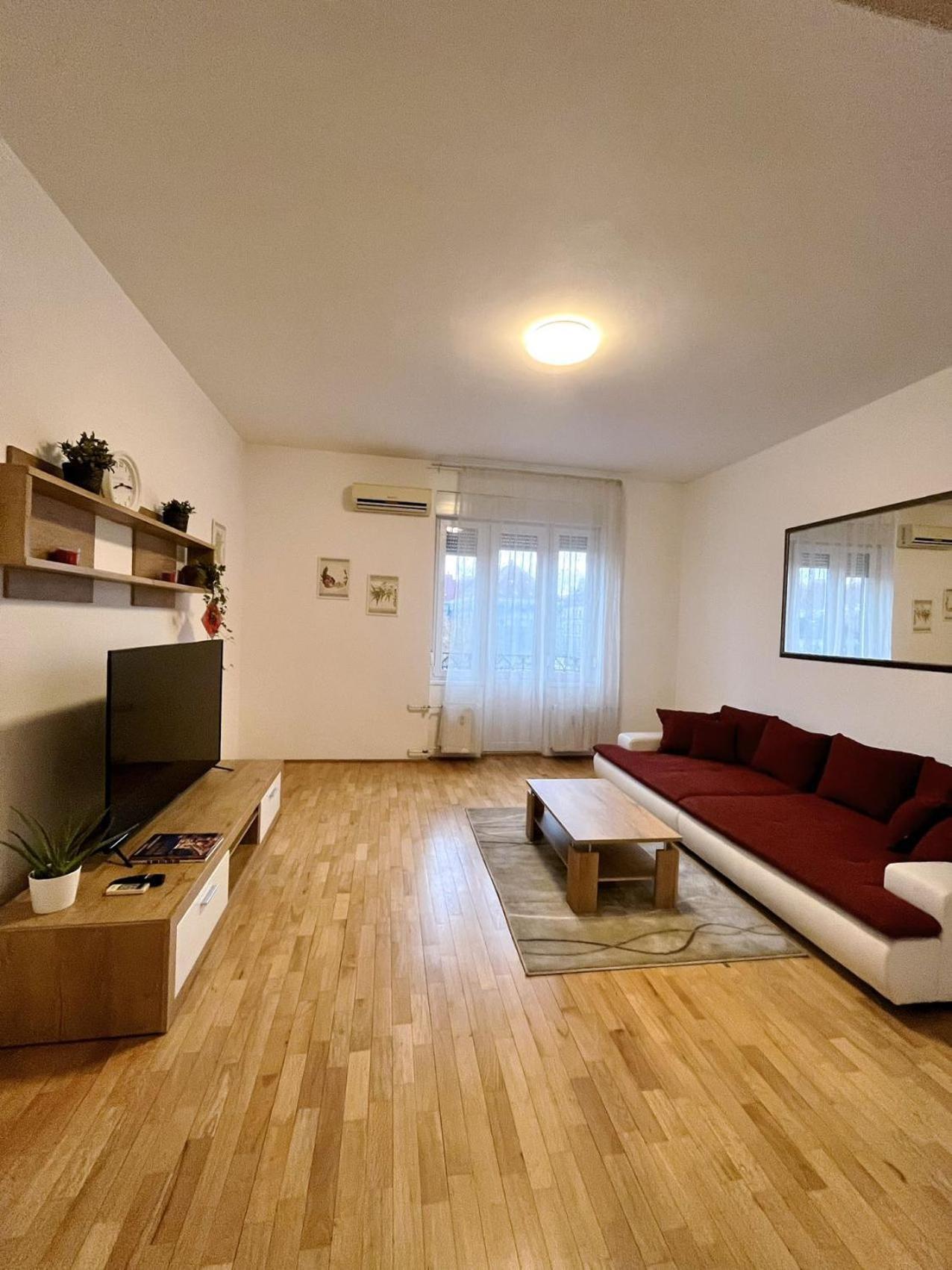 Boutique Family Apartment In The Heart Of City Budapeste Exterior foto